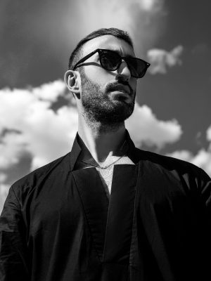 Adid Photo Black & White (1) (2) Adid Photo Black & White (1) (2)